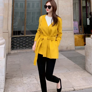 2019 Winter New Women's Korean Temperament V-neck Lace-up Slim Waist Simple Short Woolen Coat Women Fashion Thicken Jacket Coats
2019 Winter New Women's Korean Temperament V-neck Lace-up Slim Waist Simple Short Woolen Coat Women Fashion Thicken Jacket Coats