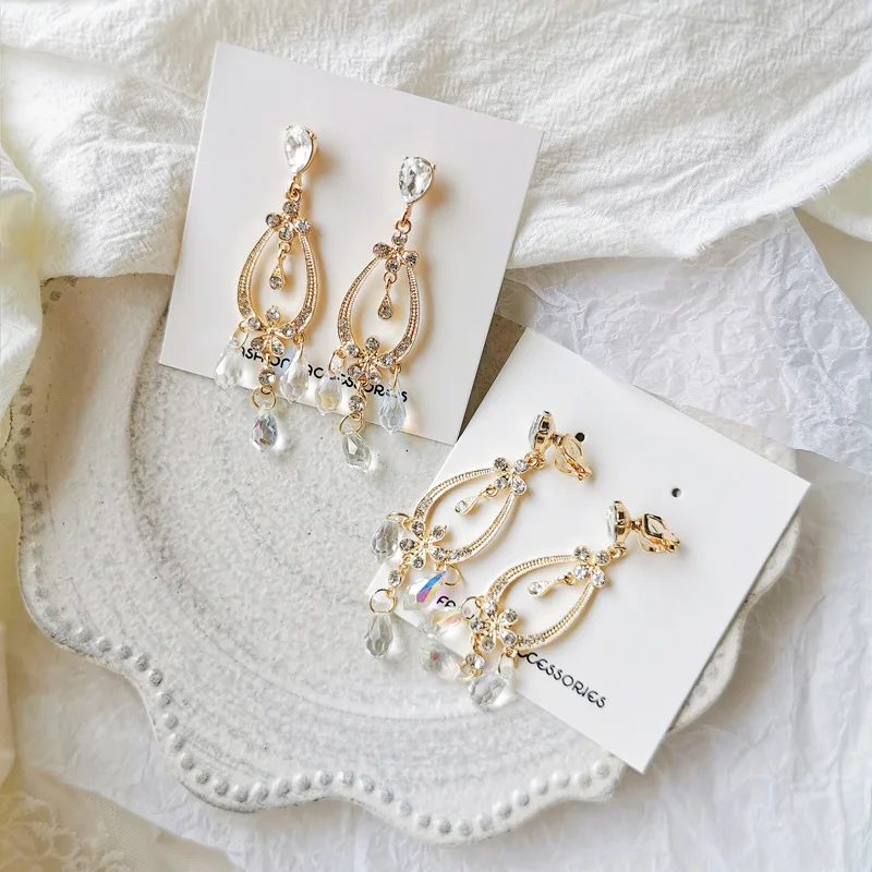 Baroque Transparent Stone Crystal Eardrop Clips Earrings No Pierced Romantic Long Statement Clip on Ear Without Piercing Hole
Baroque Transparent Stone Crystal Eardrop Clips Earrings No Pierced Romantic Long Statement Clip on Ear Without Piercing Hole
