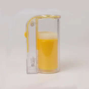 10pcs New queen bee logo bottle Plastic queen bee marker Queen bee cage Beekeeping tools Chinese bee and Italian bee mark bottle
10pcs New queen bee logo bottle Plastic queen bee marker Queen bee cage Beekeeping tools Chinese bee and Italian bee mark bottle