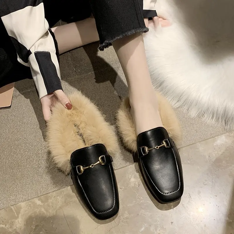 Autumn And Winter Warm Fur Slippers 2020 New Fashion Baotou Muller Shoes Rabbit Fur Casual Shoes Women
Autumn And Winter Warm Fur Slippers 2020 New Fashion Baotou Muller Shoes Rabbit Fur Casual Shoes Women