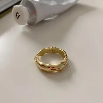 1pc 100% real. Authentic 925 Sterling silver Gold Irregular bamboo joint Band Ring jEWELRY TLJ1151
1pc 100% real. Authentic 925 Sterling silver Gold Irregular bamboo joint Band Ring jEWELRY TLJ1151