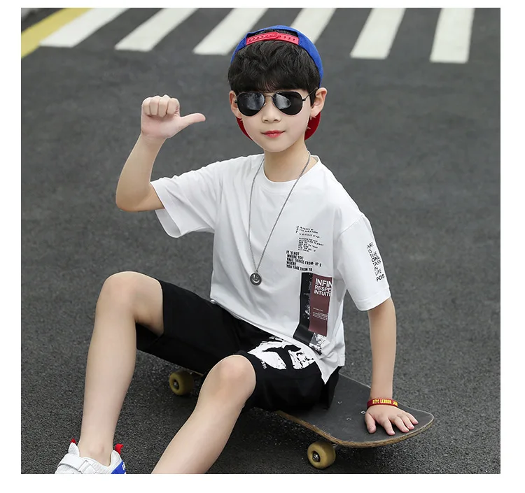 Children-Boys T-Shirt + Short-Pant Sets