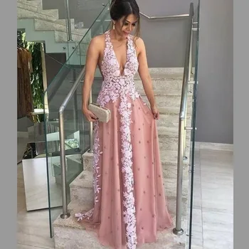 Sexy Halter Cheap Prom Dresses With Appliques Lace Plunging Neckline robe de soiree Floor Length Backless Evening Dress 
Sexy Halter Cheap Prom Dresses With Appliques Lace Plunging Neckline robe de soiree Floor Length Backless Evening Dress