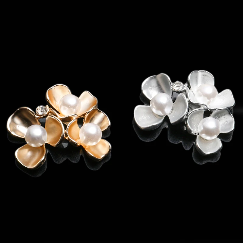 2019New 30Pcs Three-Flower Pearl Alloy Button for DIY Wedding Bridal Headdress Jewelry Accessories HZ555
2019New 30Pcs Three-Flower Pearl Alloy Button for DIY Wedding Bridal Headdress Jewelry Accessories HZ555