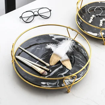 European Art Luxury Marble Pattern Ceramic Jewelry Cosmetic Storage Tray with Shelf Home Dessert Cake Table Set Home Decoration 
European Art Luxury Marble Pattern Ceramic Jewelry Cosmetic Storage Tray with Shelf Home Dessert Cake Table Set Home Decoration