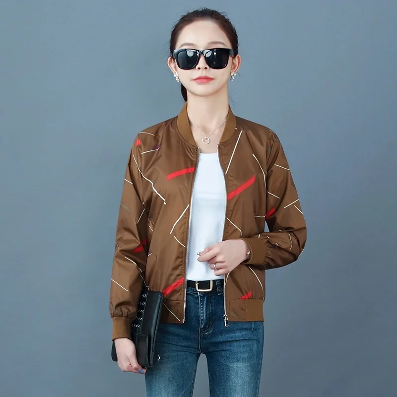 2020 Spring Causal printed Windbreaker Women Basic Jackets Coats Zipper Long Sleeve Stand collar Jackets Bomber Famale big size
2020 Spring Causal printed Windbreaker Women Basic Jackets Coats Zipper Long Sleeve Stand collar Jackets Bomber Famale big size
