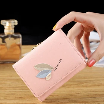 New Women Wallets Short Wallet Ladies Zipper Leaf Print Purse Money Bag Female Women Purse Card Holder Cartera Mujer 
New Women Wallets Short Wallet Ladies Zipper Leaf Print Purse Money Bag Female Women Purse Card Holder Cartera Mujer