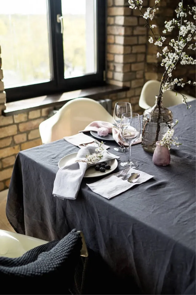 Pure Linen Tablecloth Rectangula1pc table cloth and 6pcs napkins sets for Christmas Wedding Party Table Cover Home Decoration
Pure Linen Tablecloth Rectangula1pc table cloth and 6pcs napkins sets for Christmas Wedding Party Table Cover Home Decoration