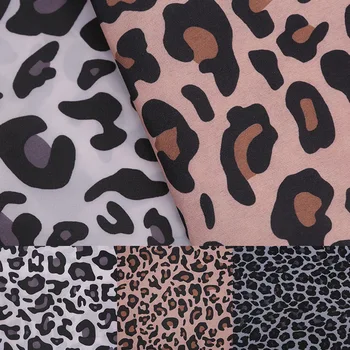 100x150cm Oxford Fabric Leopard Print For down clothes, bags, tents, outdoors, tablecloths, flowers DIY Handicrafts
100x150cm Oxford Fabric Leopard Print For down clothes, bags, tents, outdoors, tablecloths, flowers DIY Handicrafts