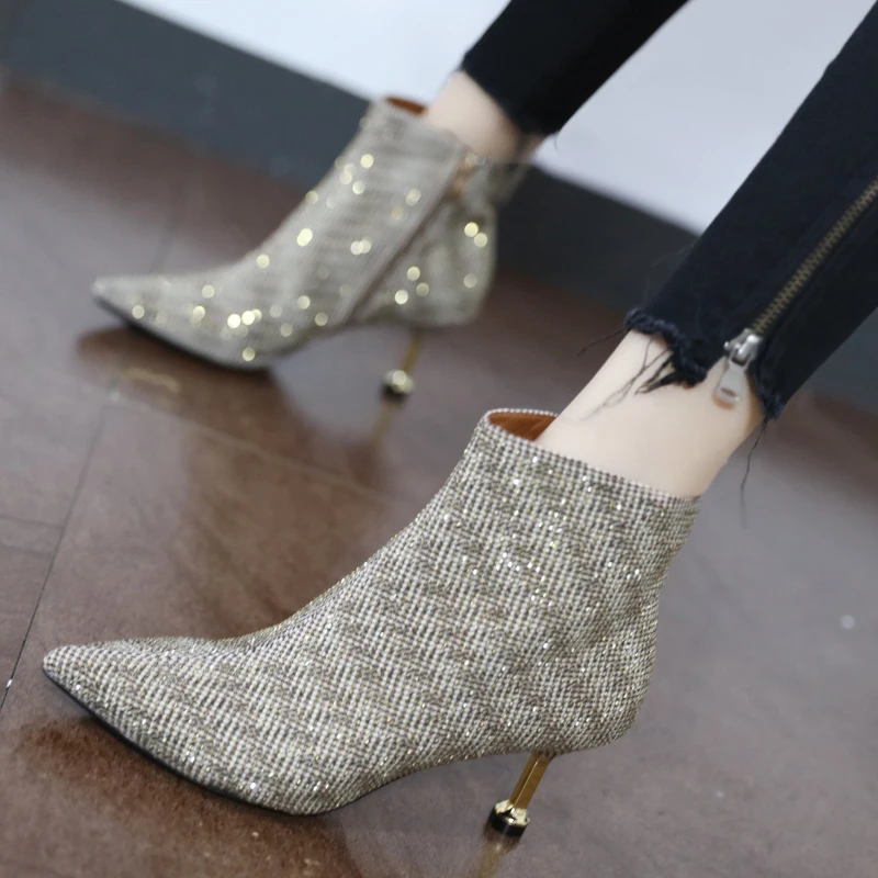 2019 New Women Ankle Boots Houndstooth Stitching Women's Boots Fashion Booties Small Pointed Toe 9cm High Heel Spring and Autumn
2019 New Women Ankle Boots Houndstooth Stitching Women's Boots Fashion Booties Small Pointed Toe 9cm High Heel Spring and Autumn