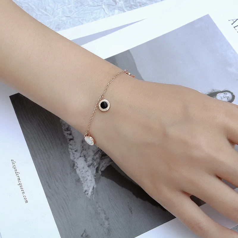Korean-style Simple Titanium Steel Plated 18k Rose Gold Single Side Numerals Bracelets Women's Sexy Cool Fashion Bracelet
Korean-style Simple Titanium Steel Plated 18k Rose Gold Single Side Numerals Bracelets Women's Sexy Cool Fashion Bracelet