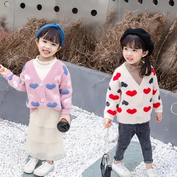 Baby Girl V neck Fur Cardigan Vintage Heart Pattern Kids Velvet Sweater for Girl Elegant Toddler Fleece Cardigan Autumn Knitwear
Baby Girl V neck Fur Cardigan Vintage Heart Pattern Kids Velvet Sweater for Girl Elegant Toddler Fleece Cardigan Autumn Knitwear