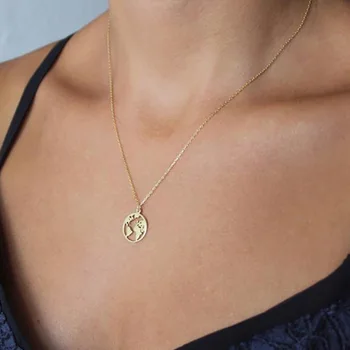 Creative Fashion round Geometry World Map Pendant Necklace Choker fashion Necklace Women's Accessories 2020 Jewelry
Creative Fashion round Geometry World Map Pendant Necklace Choker fashion Necklace Women's Accessories 2020 Jewelry