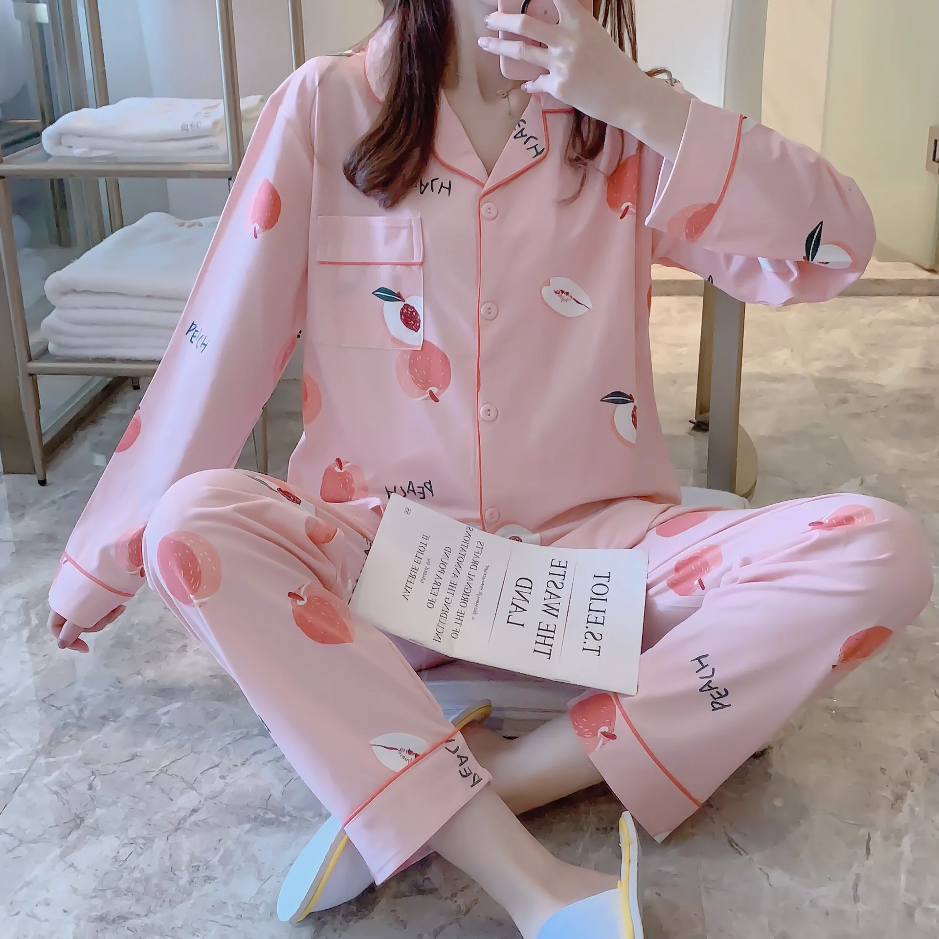 Buy without Hesitation! Huge Loss Seckilling Douyin Hot Selling Send Sell Two-Piece Set INS-Style Sweet Pajamas Tracksuit F
Buy without Hesitation! Huge Loss Seckilling Douyin Hot Selling Send Sell Two-Piece Set INS-Style Sweet Pajamas Tracksuit F