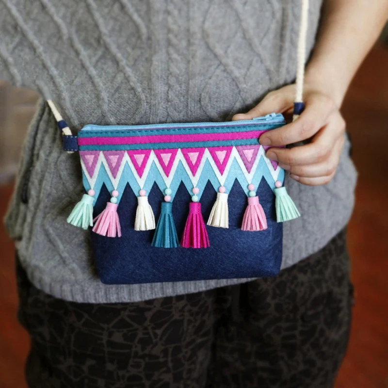 DIY Handmade Purse Non-woven Cute Felt Shoulder Bag Sewing Felt Crafts Felting Decoration Make Tool Craft Kit
DIY Handmade Purse Non-woven Cute Felt Shoulder Bag Sewing Felt Crafts Felting Decoration Make Tool Craft Kit