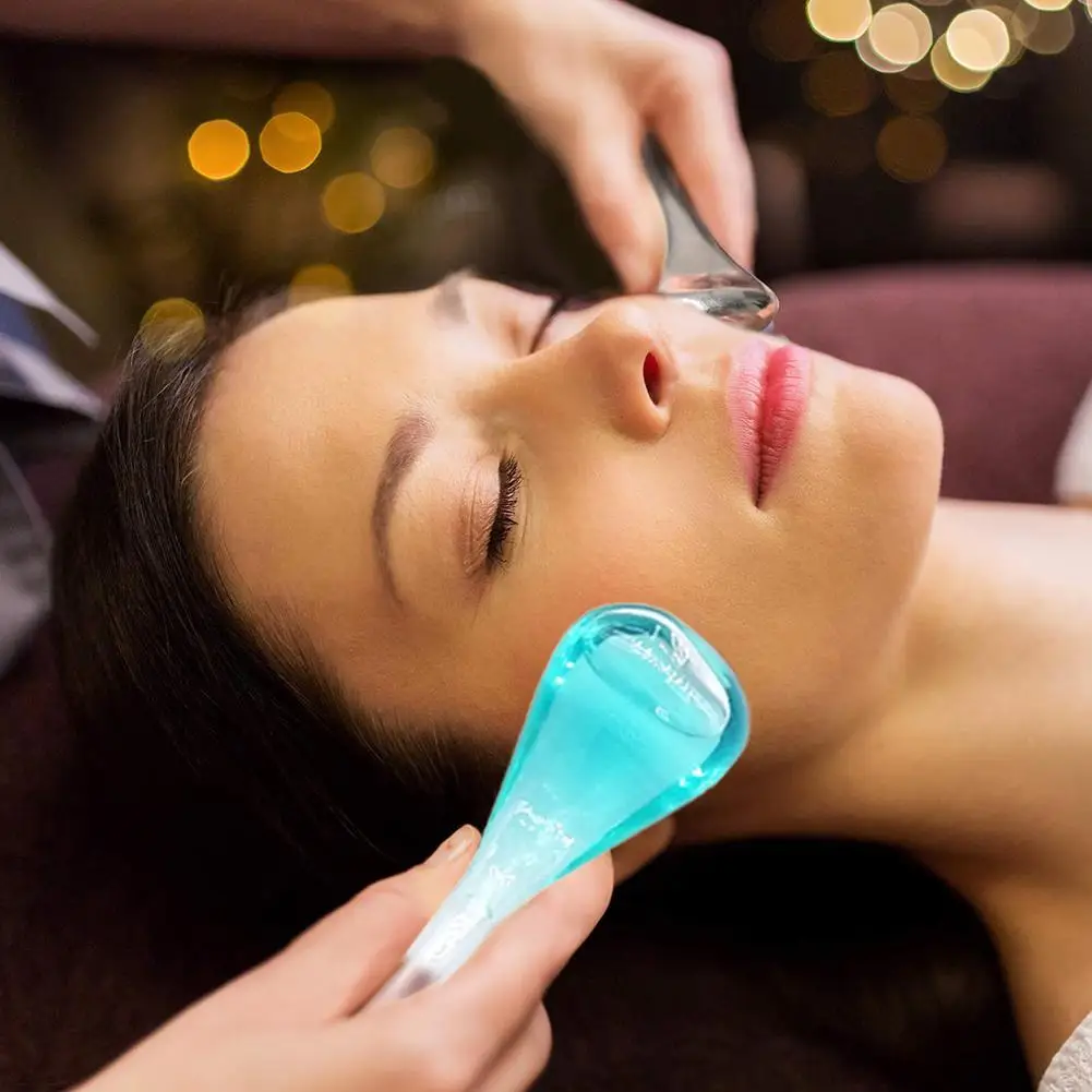 Massager For Face Ice Hockey Skin Care Tools Cold Facial Cooling Energy Crystal Ball Home Use Devices For Beauty Health 2pcs Box
Massager For Face Ice Hockey Skin Care Tools Cold Facial Cooling Energy Crystal Ball Home Use Devices For Beauty Health 2pcs Box