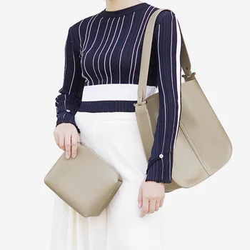 Women Fashion Concise Big Capacity Handbag Shoulder Tote Bag Set for Office Daily Pu Lady Bucket Bag Composite Bag Crossbody Bag
Women Fashion Concise Big Capacity Handbag Shoulder Tote Bag Set for Office Daily Pu Lady Bucket Bag Composite Bag Crossbody Bag