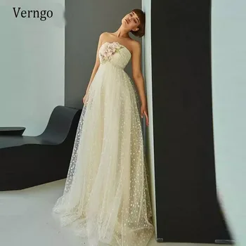 Verngo 2021 Robe de mariee A Line Beach Boho Wedding Dress Tulle Spot Strapless Vintage Retro Bridal Gowns With 3D Flowers
Verngo 2021 Robe de mariee A Line Beach Boho Wedding Dress Tulle Spot Strapless Vintage Retro Bridal Gowns With 3D Flowers