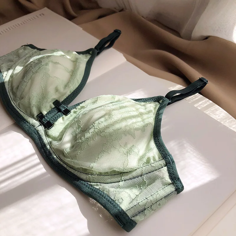 New cheongsam bra set lingerie Lace thin sexy underwear bra suit girl bra and panty set Chinese style
New cheongsam bra set lingerie Lace thin sexy underwear bra suit girl bra and panty set Chinese style