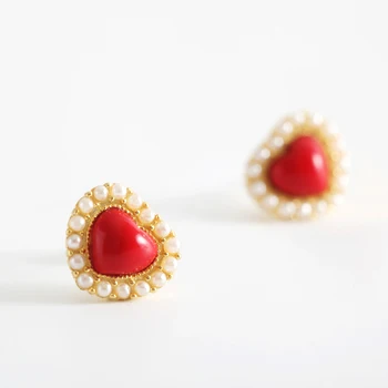 Retro Red Coral Heart Stud Earrings Mini Pearls Geometric Studs Solid sv925 Gold Earrings Heart Jewelry Perfect Valentines Gift
Retro Red Coral Heart Stud Earrings Mini Pearls Geometric Studs Solid sv925 Gold Earrings Heart Jewelry Perfect Valentines Gift