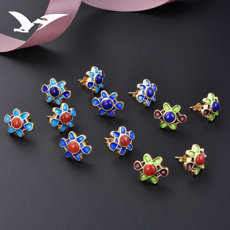 S925 Fine Silver Cloisonne Ear Stud Ethnic-Style Accessories Inlaid Gemstone Ear Stud Women's Handmade Bluing Enamel Earrings
S925 Fine Silver Cloisonne Ear Stud Ethnic-Style Accessories Inlaid Gemstone Ear Stud Women's Handmade Bluing Enamel Earrings