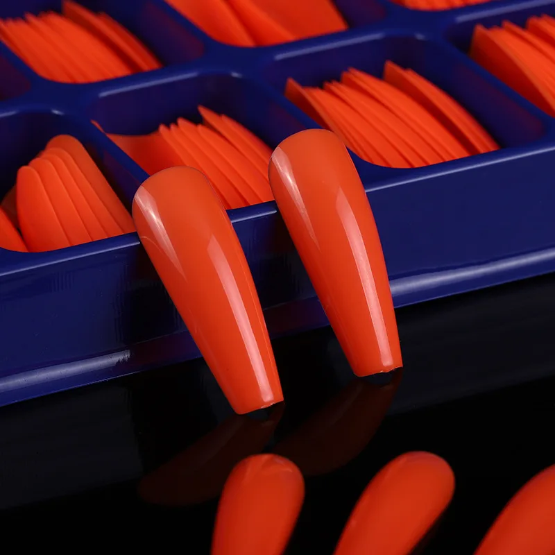 Накладные ногти удлиненные изогнутые матовые розовые мраморные с клеем 100 шт. |