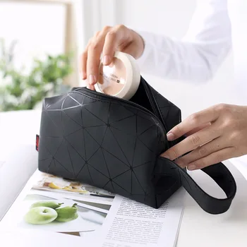 Travel Cosmetic Bag Medium Soft Material Pu Makeup Bag Lipstick Cosmetics Storage Bag Zipper Square Clutch Japanese Style
Travel Cosmetic Bag Medium Soft Material Pu Makeup Bag Lipstick Cosmetics Storage Bag Zipper Square Clutch Japanese Style