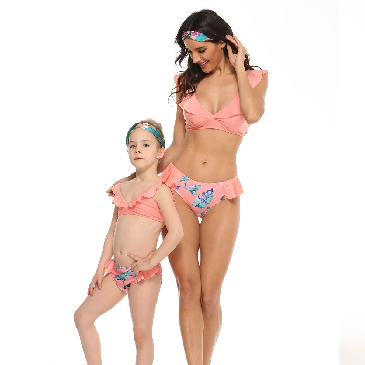 Low Waist Mother Daughter Bikini Swimsuits Mommy and Me Matching Swimwear Family Look Ruffled Mom and Baby Beachwear Clothes
Low Waist Mother Daughter Bikini Swimsuits Mommy and Me Matching Swimwear Family Look Ruffled Mom and Baby Beachwear Clothes