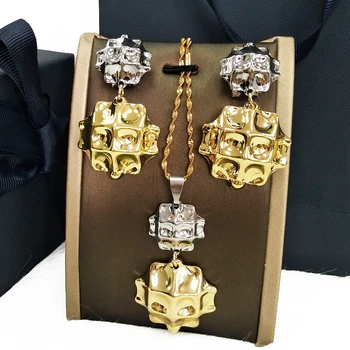 wow beautiful 2 tone necklace set with earrings for women gold jewelry sets vogue accessories drop long earrings wedding gift
wow beautiful 2 tone necklace set with earrings for women gold jewelry sets vogue accessories drop long earrings wedding gift