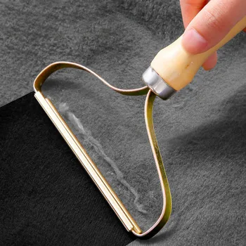 Clothes Fuzz Fabric Shaver Brush Portable Lint Remover Power-Free Fluff Removing Roller for Sweater Woven Coat Cleaning Tools
Clothes Fuzz Fabric Shaver Brush Portable Lint Remover Power-Free Fluff Removing Roller for Sweater Woven Coat Cleaning Tools
