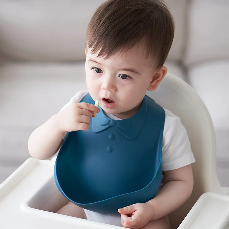 1Pcs Baby Home Scarf Portable Silicone Tridimensional Bibs Oil Proof Infant Feeding Bib Tie Pattern Wipe Clean Food Saliva Bibs
1Pcs Baby Home Scarf Portable Silicone Tridimensional Bibs Oil Proof Infant Feeding Bib Tie Pattern Wipe Clean Food Saliva Bibs