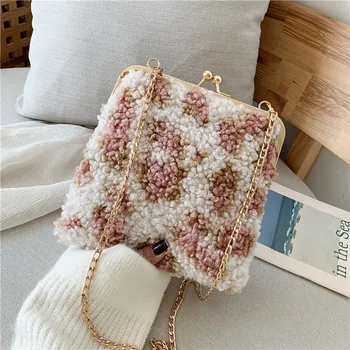 Lamb Plush Women Small Shoulder Bag Clip All-match Female Chain Purse Handbags Luxury Design Furry Ladies Crossbody Bags Tote
Lamb Plush Women Small Shoulder Bag Clip All-match Female Chain Purse Handbags Luxury Design Furry Ladies Crossbody Bags Tote