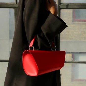 French Shoulder-bag 2020 New Personalized Twisted Asymmetrical Handbags Crossbody Bag Solid Pu Female Nag A065
French Shoulder-bag 2020 New Personalized Twisted Asymmetrical Handbags Crossbody Bag Solid Pu Female Nag A065