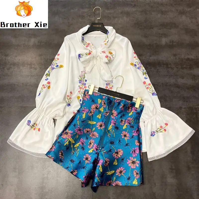 Women Two Piece Set 2020 Spring and Summer New Style Flower Embroidered Lace-up Shirt + Flower Shorts Women's Suit Outfits
Women Two Piece Set 2020 Spring and Summer New Style Flower Embroidered Lace-up Shirt + Flower Shorts Women's Suit Outfits