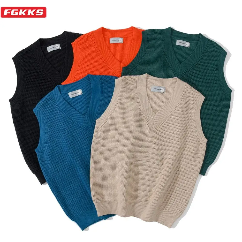 FGKKS Brand Men Sleeveless Sweaters Men Trendy Wild V-Neck Pullover Sweater Spring Autumn Solid Color Casual Sweater Vest Male
FGKKS Brand Men Sleeveless Sweaters Men Trendy Wild V-Neck Pullover Sweater Spring Autumn Solid Color Casual Sweater Vest Male