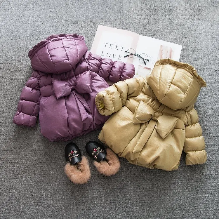 Girls Korean-style Bow Cotton-padded Clothes Childrenswear 2019 Winter New Style Children Cotton Overcoat Childrenswear
Girls Korean-style Bow Cotton-padded Clothes Childrenswear 2019 Winter New Style Children Cotton Overcoat Childrenswear
