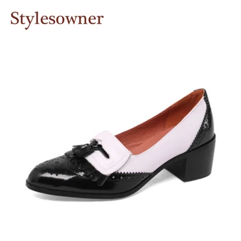 College Style Fringe Single Shoes Women Trendy 2020 New Retro Brooch Small Leather Shoes Round Thick Heel Mid-Heel Oxford Shoes
College Style Fringe Single Shoes Women Trendy 2020 New Retro Brooch Small Leather Shoes Round Thick Heel Mid-Heel Oxford Shoes