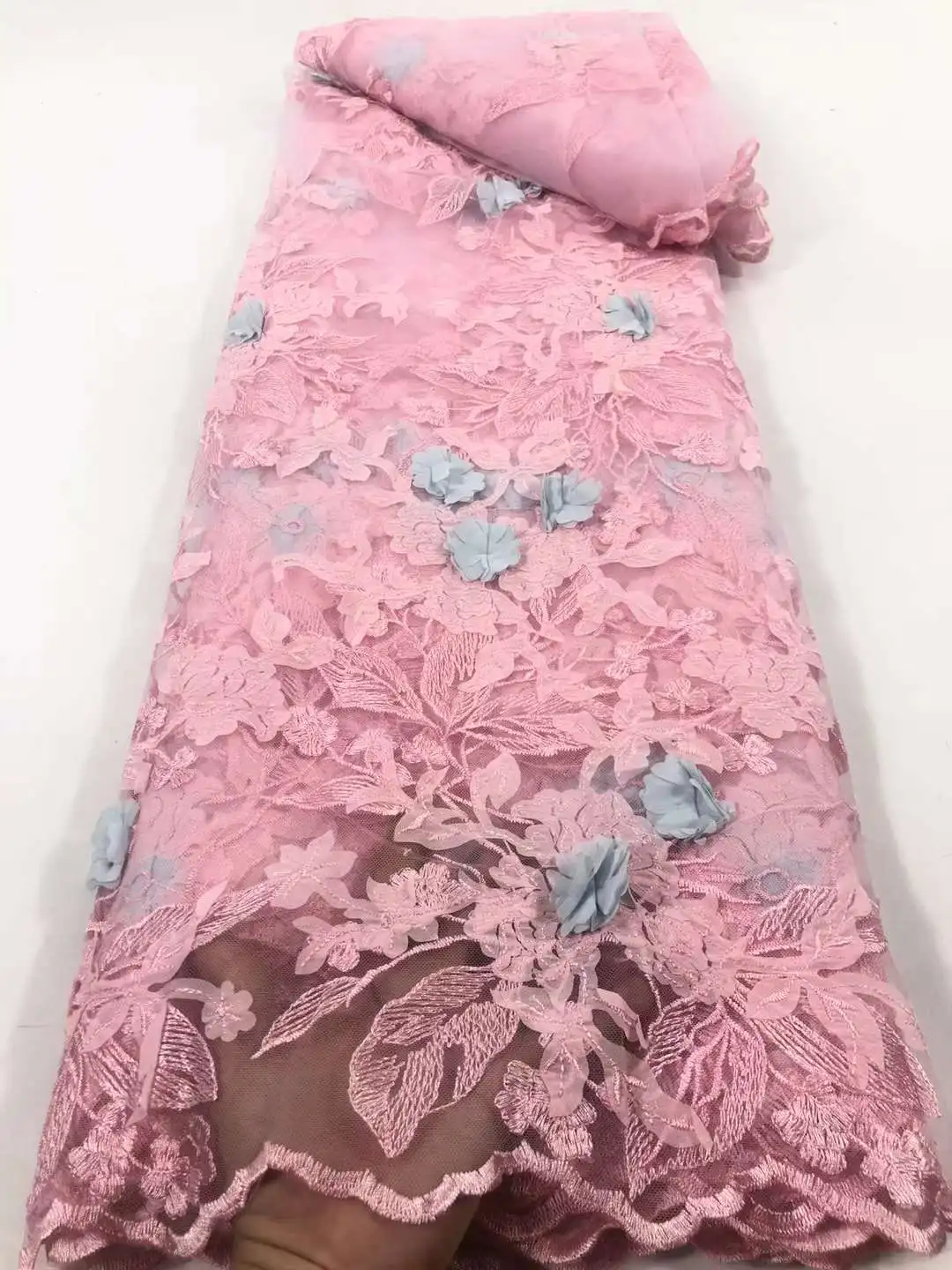 Beautiful 3D flowers Embroidery Fabric French Tulle net lace Nigeria fabric For Evening Dresses Wedding dress party wear
Beautiful 3D flowers Embroidery Fabric French Tulle net lace Nigeria fabric For Evening Dresses Wedding dress party wear