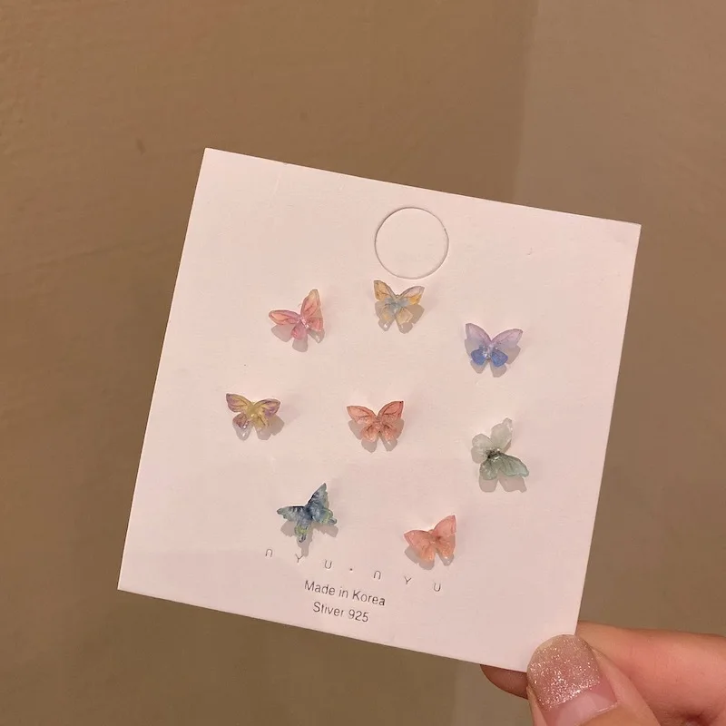 New Fashionable Stereo Bowknot Ear-Nail Set Combination Is Small And Contracted Design Temperament-Resistant Female Earrings
New Fashionable Stereo Bowknot Ear-Nail Set Combination Is Small And Contracted Design Temperament-Resistant Female Earrings