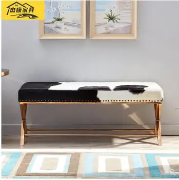 Light luxury cow leather long bench bed tail stool bar stool changing shoes stool sofa low stool rose gold makeup stool 
Light luxury cow leather long bench bed tail stool bar stool changing shoes stool sofa low stool rose gold makeup stool