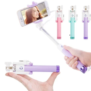 3.5 mm Extendable Handheld Rotatable Wired Selfie Stick for Smartphones Adjustable Folding Portable Shooting Tools Plug-play
3.5 mm Extendable Handheld Rotatable Wired Selfie Stick for Smartphones Adjustable Folding Portable Shooting Tools Plug-play