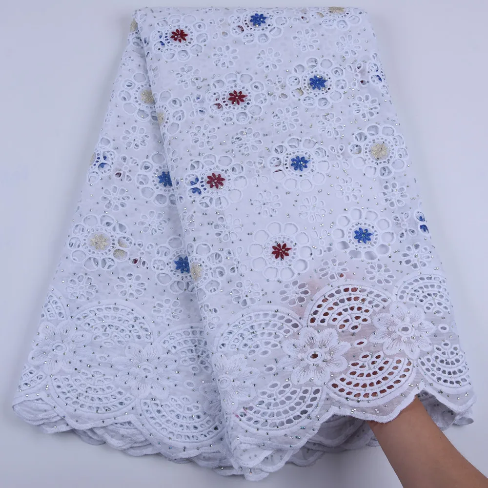 Latest Polish 100% Cotton Swiss Voile Lace African Dry Lace Fabric 2019 High Quality Lace Swiss Dry Lace Material Y1679
Latest Polish 100% Cotton Swiss Voile Lace African Dry Lace Fabric 2019 High Quality Lace Swiss Dry Lace Material Y1679