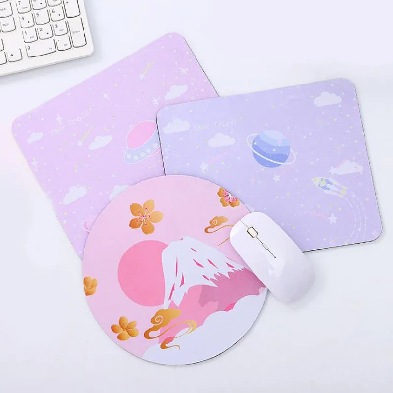 1 Pcs Cute Cherry Sakura Rabbit Planet Star Round Square Rubber Mouse Pads for Gift/game/office Table Mat Stationery Holders
1 Pcs Cute Cherry Sakura Rabbit Planet Star Round Square Rubber Mouse Pads for Gift/game/office Table Mat Stationery Holders