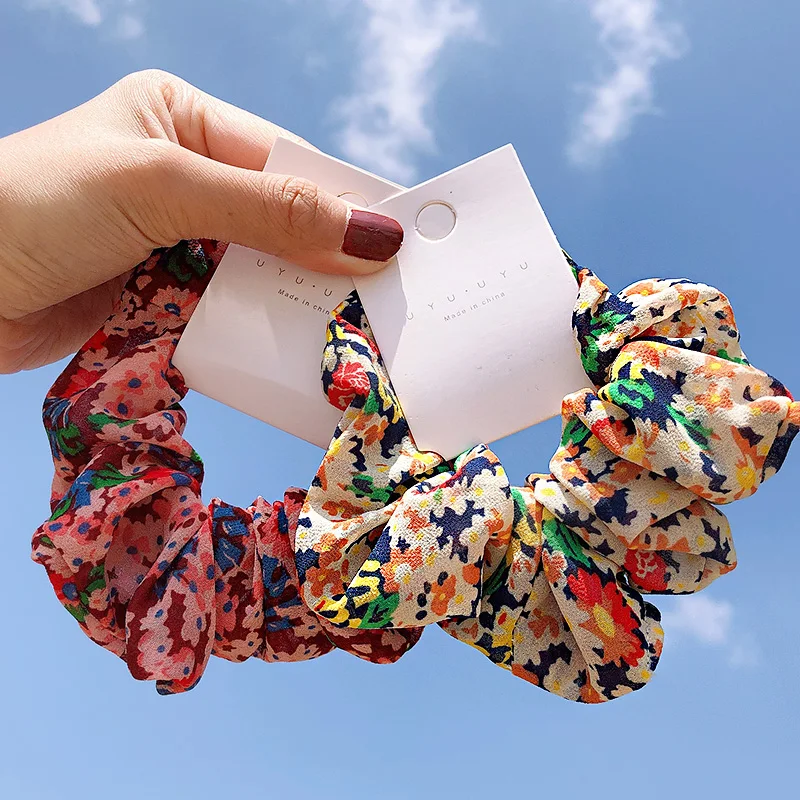 2020 Winter Retro Floral Hair Ring Hair Rope Elastic Fashion Rubber Band Girls Ponytail Scrunchies Head Rope Hair Accessories
2020 Winter Retro Floral Hair Ring Hair Rope Elastic Fashion Rubber Band Girls Ponytail Scrunchies Head Rope Hair Accessories