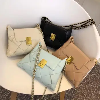 New style rhombus woven bag, French retro shoulder bag, high fashion hobo bag 
New style rhombus woven bag, French retro shoulder bag, high fashion hobo bag