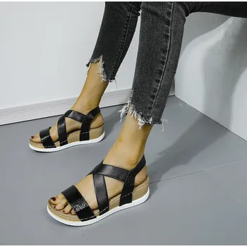 Summer Comfortable Beach Shoes Fashion Solid Color Platform Wedge Female Sandals Retro 2020 New Open Toe Casual Women Sandals PU
Summer Comfortable Beach Shoes Fashion Solid Color Platform Wedge Female Sandals Retro 2020 New Open Toe Casual Women Sandals PU