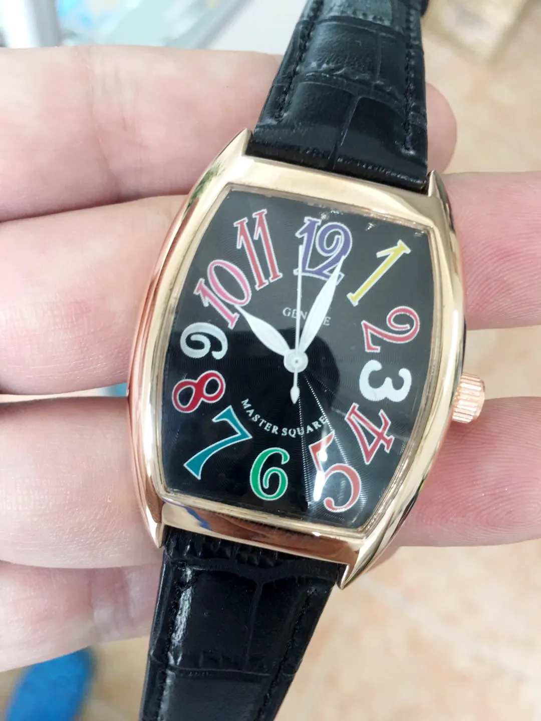 Luxury Quartz Brand New Mens Women Watch Fashion Black White Leather Strap Dress Bracelet Rose Gold Lady Gents Watches 
Luxury Quartz Brand New Mens Women Watch Fashion Black White Leather Strap Dress Bracelet Rose Gold Lady Gents Watches