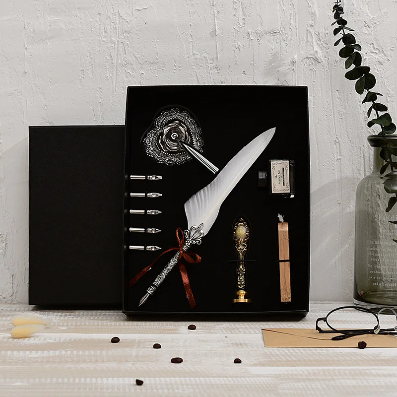 2019 New English Calligraphy Feather Dip Pen Writing Ink Set Stationery Gift Box with 5 Nib Fountain Pen Ink
2019 New English Calligraphy Feather Dip Pen Writing Ink Set Stationery Gift Box with 5 Nib Fountain Pen Ink
