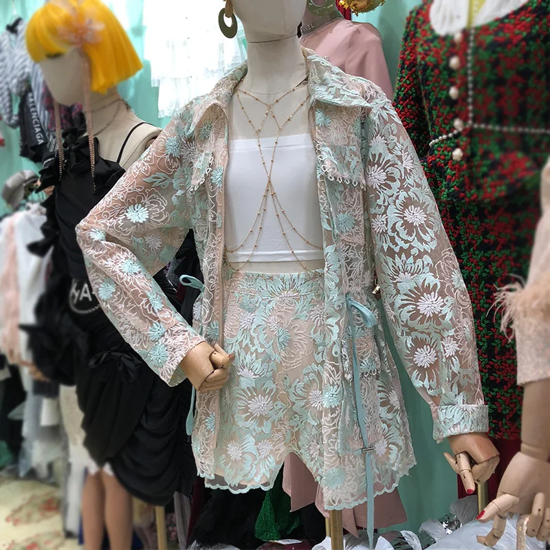 2 Piece Set Woman Spring Clothing New Embroidered Gauze Drawstring Waist Lace Shirt Coat + Shorts Two-Piece Set Ladies Outfits
2 Piece Set Woman Spring Clothing New Embroidered Gauze Drawstring Waist Lace Shirt Coat + Shorts Two-Piece Set Ladies Outfits