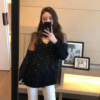 Beading Mesh Patchwork Knitted Sweater Mesh Tops Oversized Women Sweaters and Pullovers 2020 New Double V-neck Sexy Tops
Beading Mesh Patchwork Knitted Sweater Mesh Tops Oversized Women Sweaters and Pullovers 2020 New Double V-neck Sexy Tops